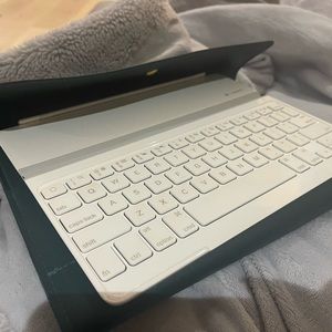 Logitech IPad Keyboard